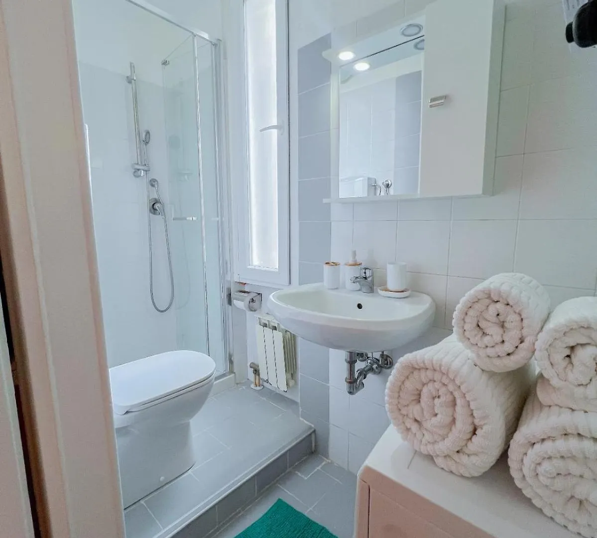 Accomodo Mib65 Bivano Tricolore Apartment Milan